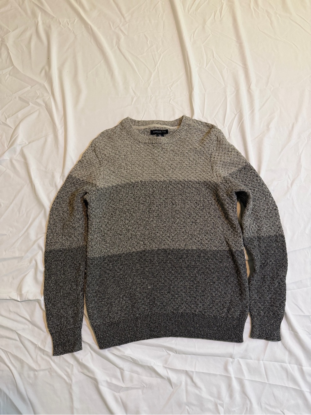 London Fog Men’s Sweater Medium Gray Charcoal Colorblock Crewneck Pullover Knit